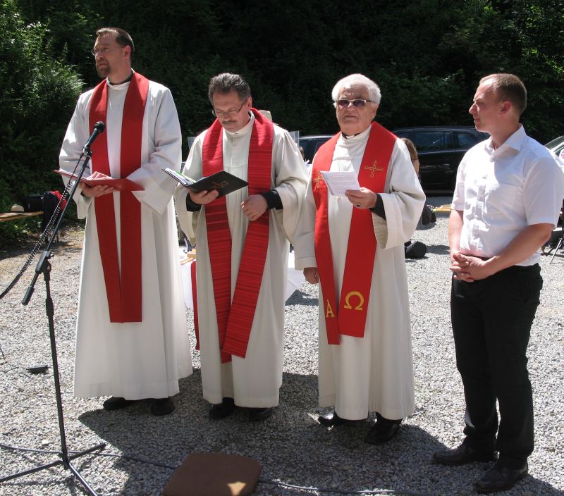 Die Pastoren Bahl (L), Volkmar (M), Neumann (R)